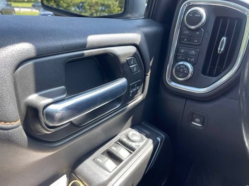 Used 2020 GMC Sierra 1500 AT4 w/ AT4 Preferred Package AWD/4WD image 10