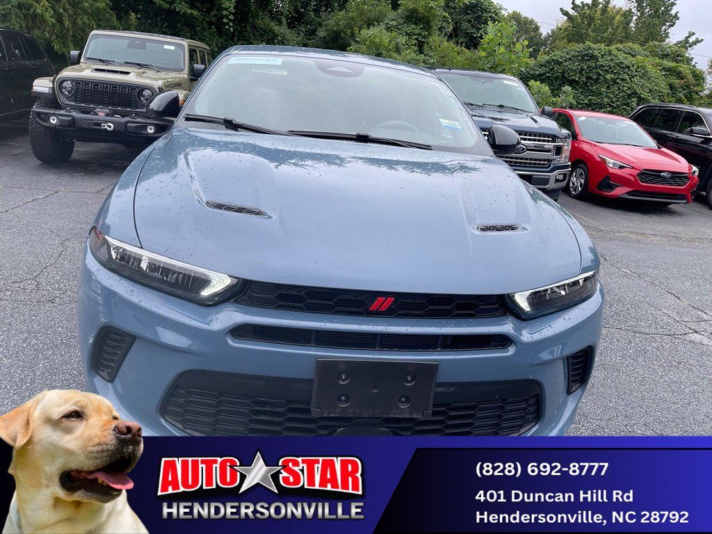 Used 2024 Dodge Hornet R/T w/ R/T Blacktop Package AWD/4WD image 3