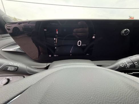 New 2026 Buick Envista Sport Touring w/ Convenience I Package FWD image 13