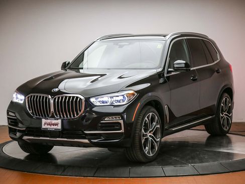 Used 2021 BMW X5 sDrive40i w/ Executive Package RWD image 1