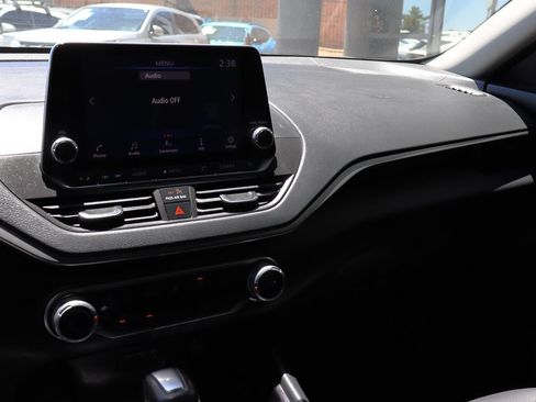 Used 2021 Nissan Altima 2.5 SV FWD image 43