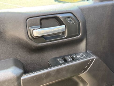 Used 2024 Chevrolet Silverado 1500 Custom image 7