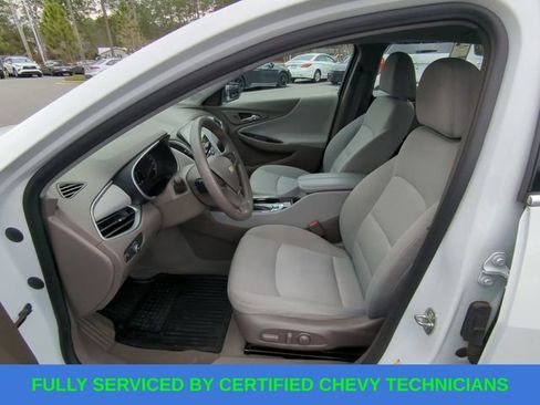 Used 2024 Chevrolet Malibu LT image 22