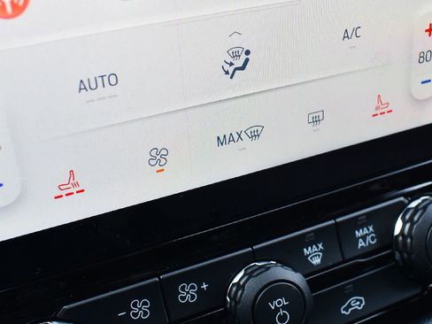 New 2026 Ford Ranger XLT w/ Equipment Group 301A High image 18