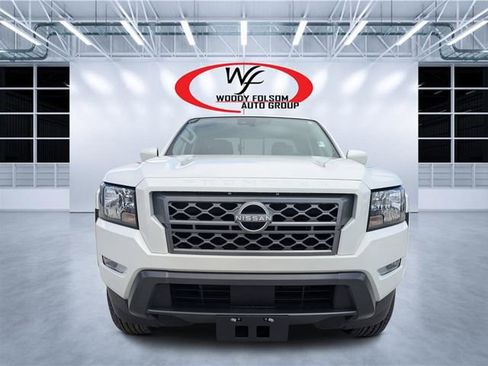 Used 2024 Nissan Frontier SV w/ SV Convenience Package RWD image 8