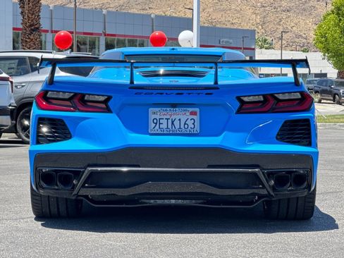 Used 2023 Chevrolet Corvette Stingray Premium Conv w/ Z51 Performance Package RWD image 4