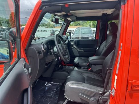 Certified 2015 Jeep Wrangler Unlimited Sport w/ Quick Order Package 24S image 10