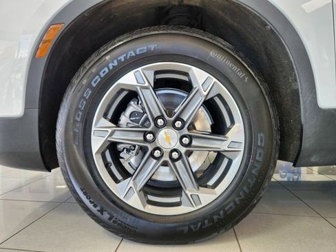 Certified 2025 Chevrolet Blazer LT w/ Convenience Package AWD/4WD image 16
