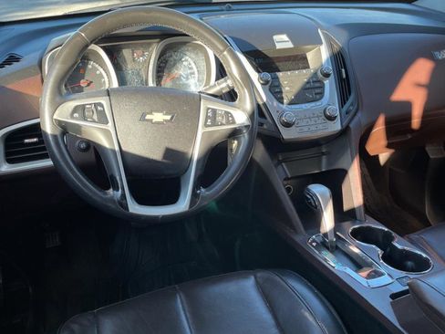Used 2011 Chevrolet Equinox LT w/ Chrome Appearance Package image 15