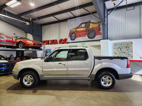 Used 2002 Ford Explorer Sport Trac 4x4 image 39