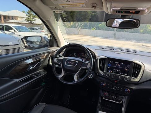 Used 2019 GMC Terrain Denali w/ Comfort Package FWD image 24