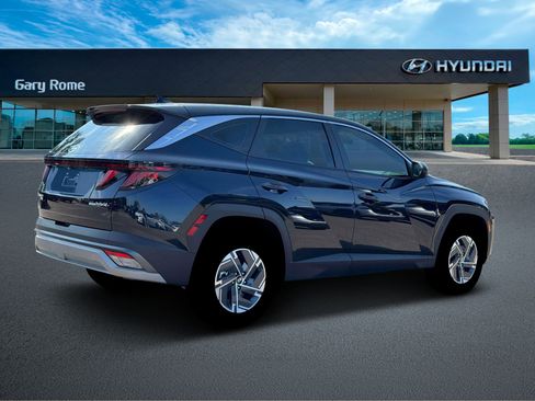 New 2026 Hyundai Tucson Blue SE AWD/4WD image 8
