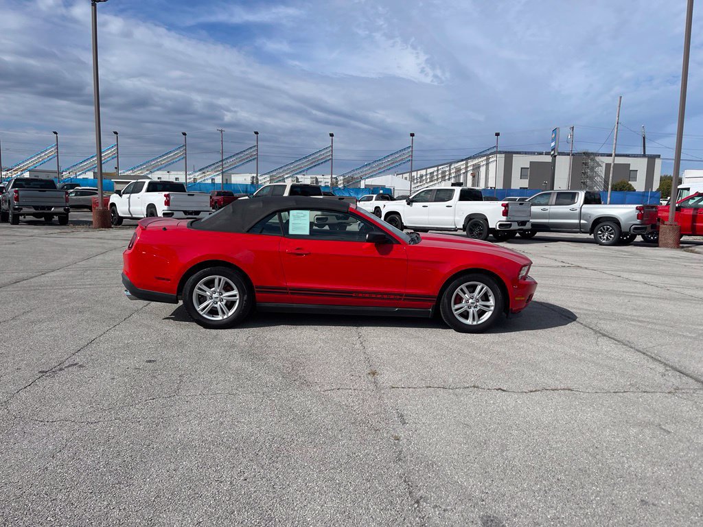 Used 2011 Ford Mustang Convertible w/ 101A Rapid Spec Order Code RWD image 6