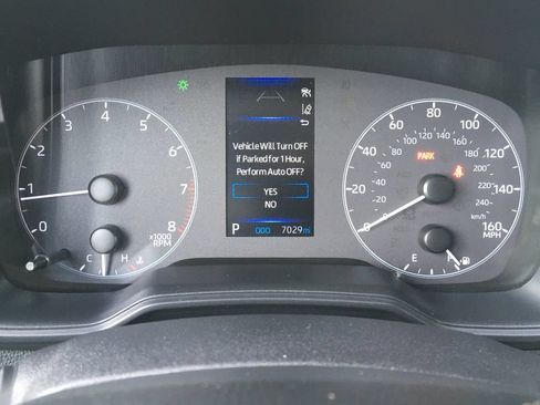 Used 2025 Toyota Corolla SE FWD image 2