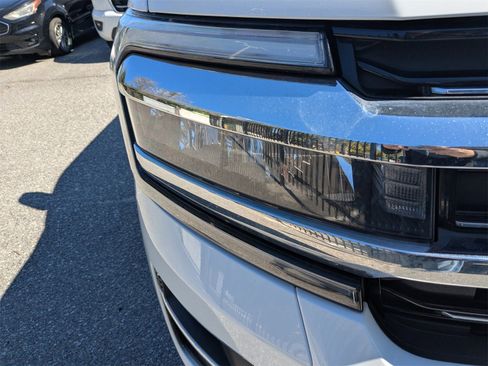 Used 2024 Ford Expedition Max Limited image 10