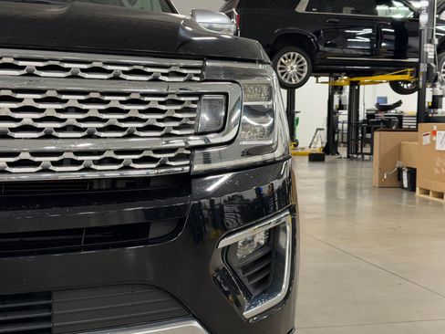 Used 2020 Ford Expedition Max Platinum RWD image 34