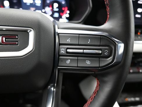 Used 2024 GMC Canyon AT4X image 24