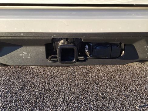 New 2025 Ford Expedition Active image 21