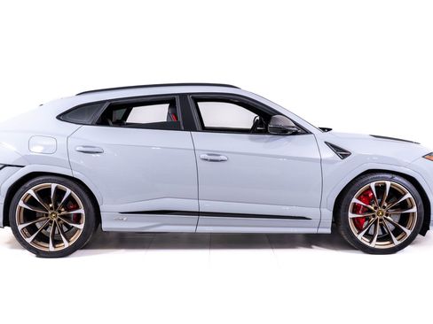 Used 2023 Lamborghini Urus S AWD/4WD image 6