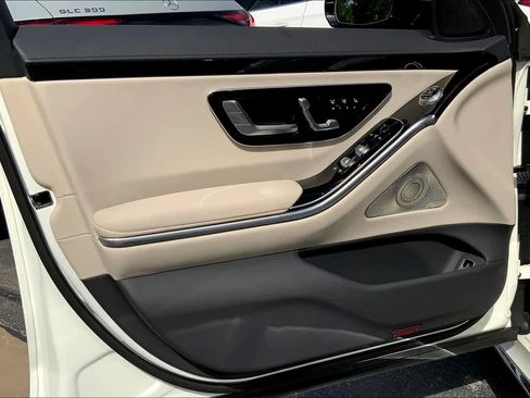 Used 2022 Mercedes-Benz S 500 4MATIC image 19