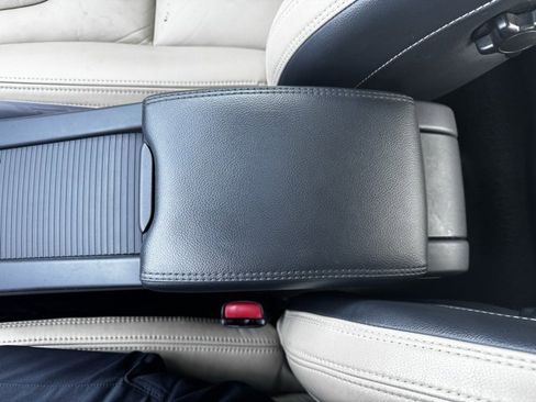 Used 2013 Volvo S60 T5 image 18