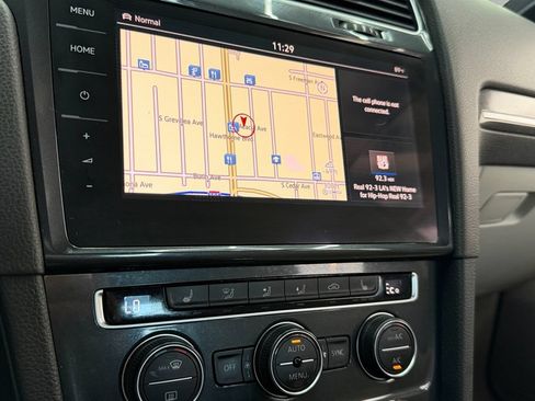Used 2019 Volkswagen e-Golf SEL Premium FWD image 21