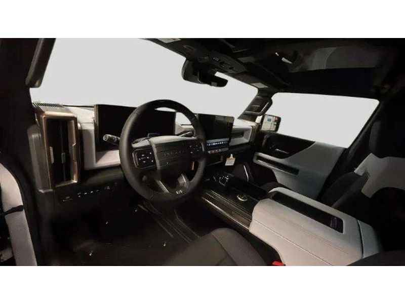 Used 2024 GMC Hummer EV 3X AWD/4WD image 9