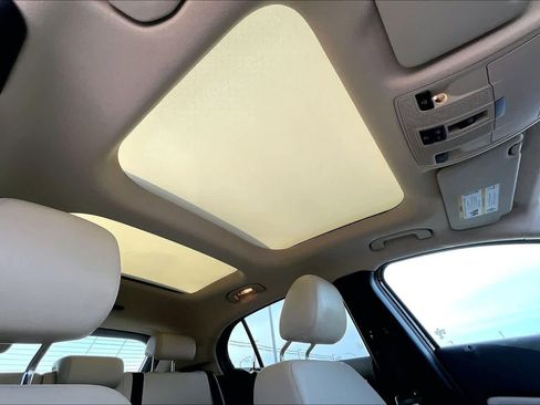 Used 2015 Mercedes-Benz GLA 250 GLA 250 image 14