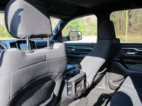 Used 2024 RAM 1500 Lone Star image 31