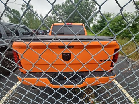 Used 2017 RAM 1500 Sport w/ Ignition Orange Sport Package AWD/4WD image 7