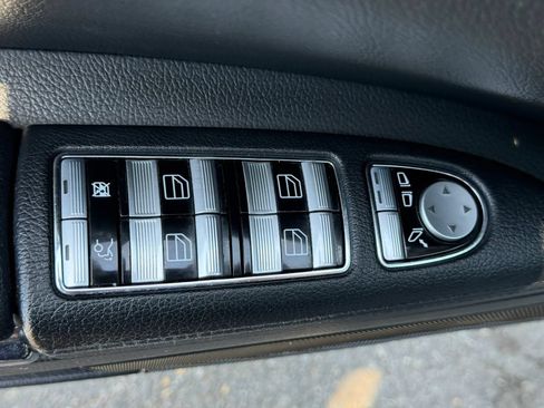 Used 2007 Mercedes-Benz S 550 image 14