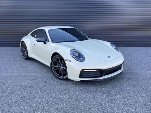 Certified 2024 Porsche 911 Carrera T image 7