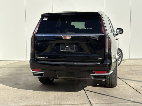 Certified 2024 Cadillac Escalade Premium Luxury image 6