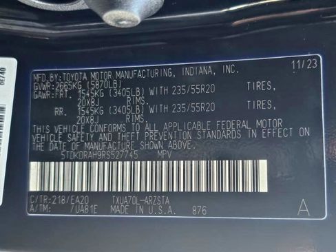 Used 2024 Toyota Highlander XSE image 36