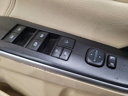 Used 2017 Toyota Camry XLE w/ Moonroof Package FWD image 27