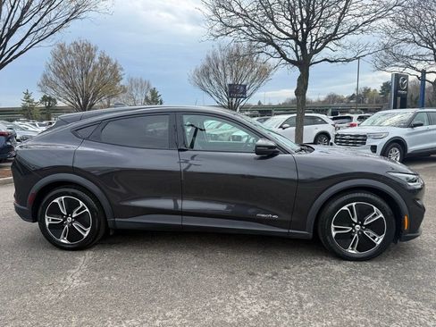 Used 2022 Ford Mustang Mach-E Select image 4