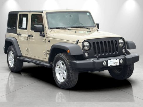 Used 2017 Jeep Wrangler Unlimited Sport w/ Quick Order Package 24S AWD/4WD image 9