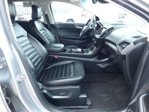 Used 2020 Ford Edge SEL w/ Convenience Package FWD image 15