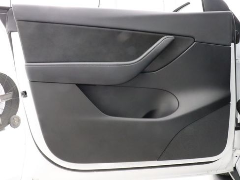 Used 2022 Tesla Model Y Performance AWD/4WD image 34