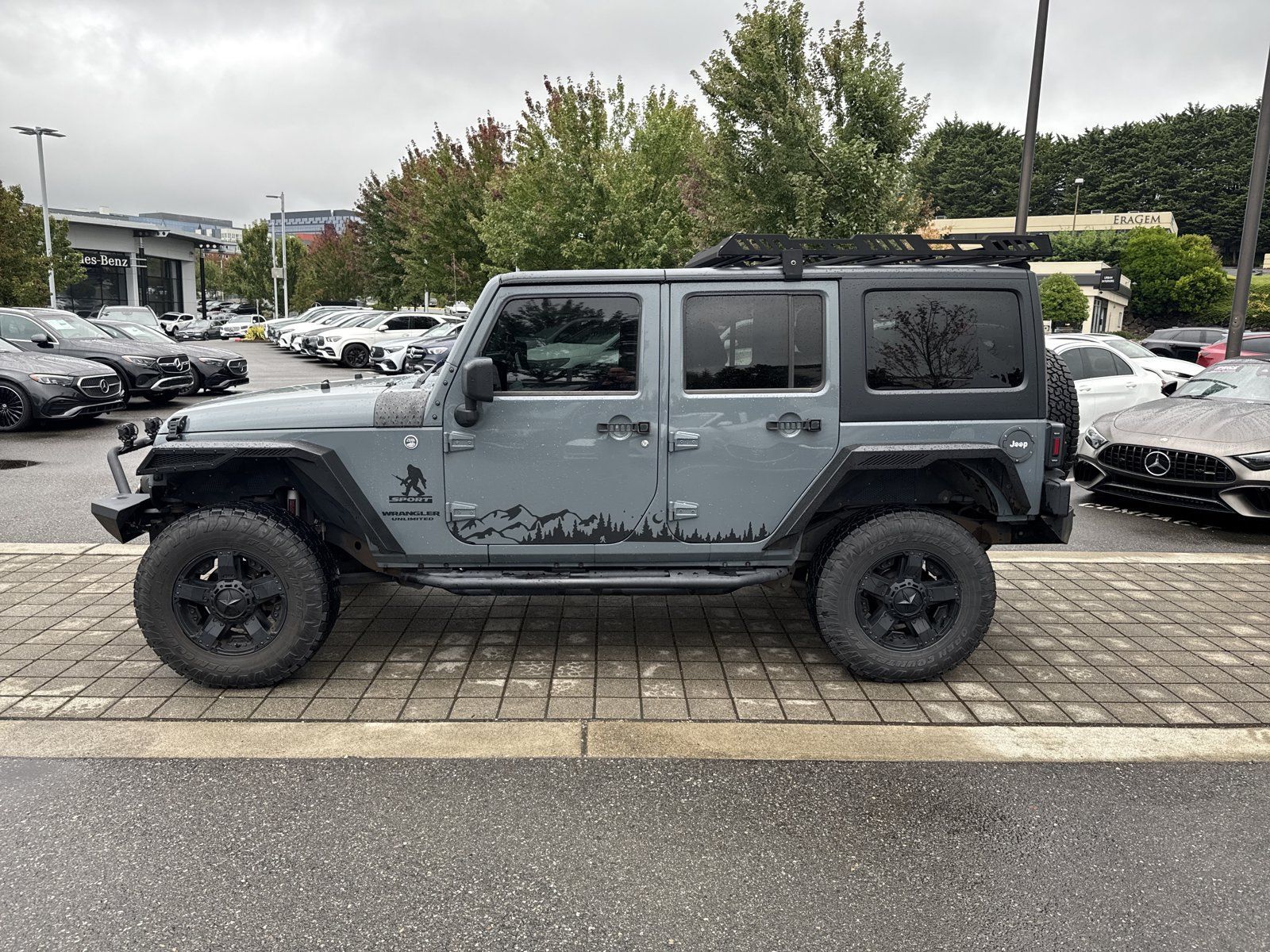 Used 2014 Jeep Wrangler Unlimited Sport w/ Quick Order Package 23S AWD/4WD image 6