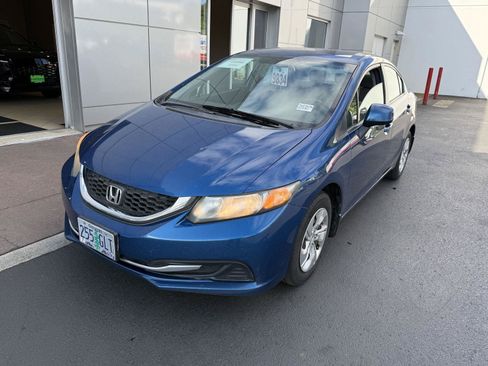 Used 2013 Honda Civic LX image 1