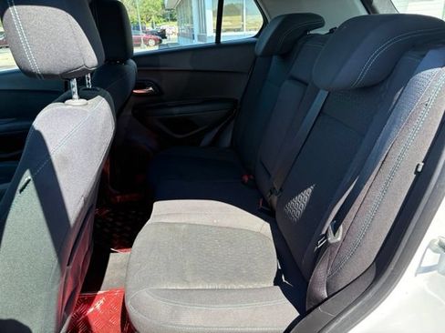 Used 2016 Chevrolet Trax LS w/ LPO, Protection Package AWD/4WD image 16