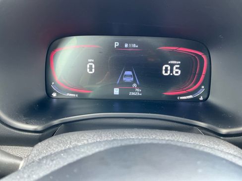 Used 2024 Kia Soul LX FWD image 17