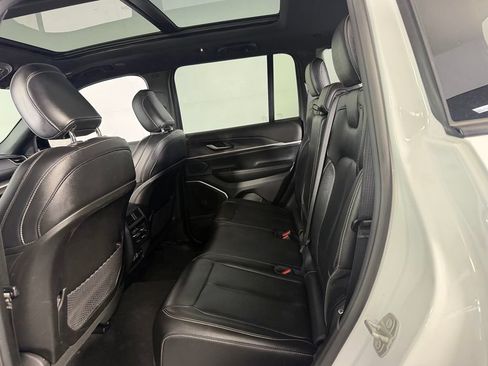 Used 2024 Jeep Grand Cherokee Limited 4xe AWD/4WD image 27
