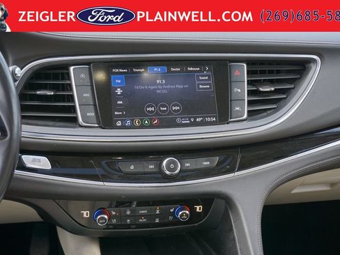 Used 2023 Buick Enclave Avenir w/ Avenir Technology Package AWD/4WD image 17
