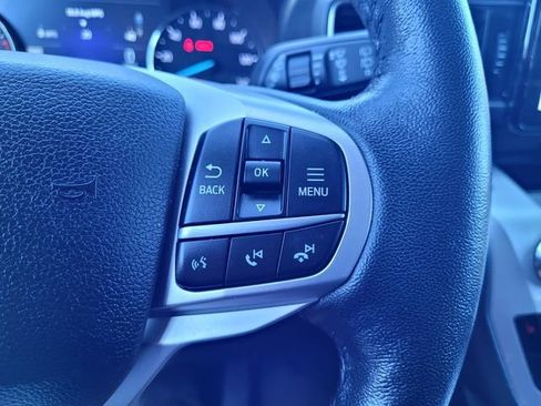 Certified 2021 Ford Explorer XLT w/ Equipment Group 202A RWD image 23