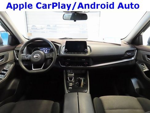 Used 2023 Nissan Rogue SV image 7