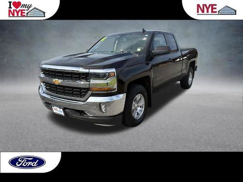 Used 2018 Chevrolet Silverado 1500 LT w/ All Star Edition AWD/4WD image 1