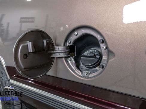 Used 1997 Chevrolet Suburban 2WD w/ Preferred Equipment Group 3 image 40