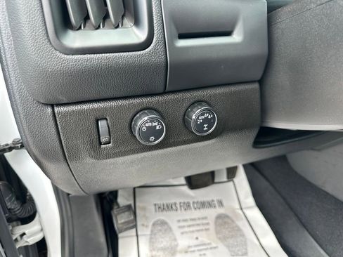 Used 2020 Chevrolet Colorado LT AWD/4WD image 14
